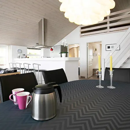 Сasa de vacaciones 8 Person In