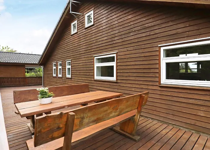Feriehus 8 Person In
